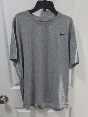 Men's Nike Grey Short Sleeve Dri-FIT Tee with Swoosh
